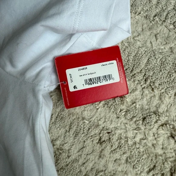 SPANX Classic White Bodysuit - Picture 3 of 4